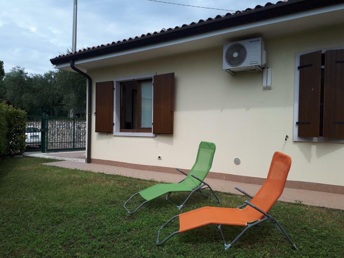Appartamento Con Giardino A Cisano Di Bardolino Exterior photo